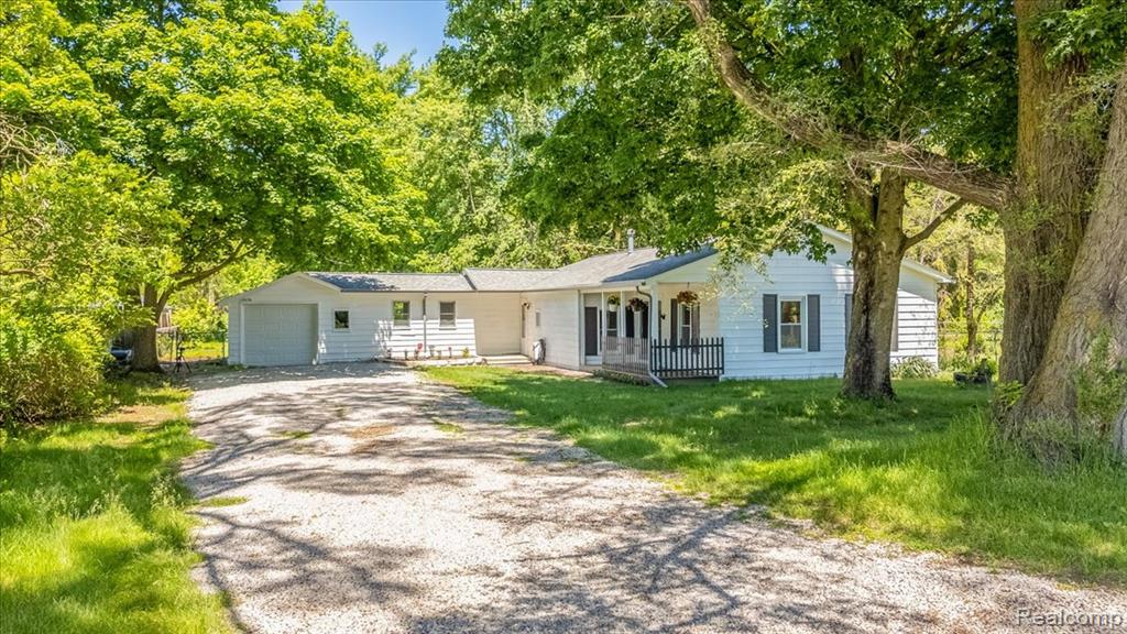 40036 E Huron River Drive, Belleville, MI 48111 — Photo 2