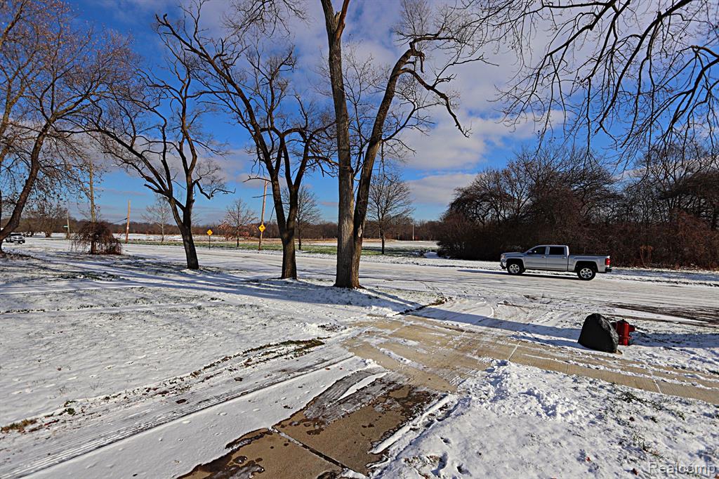 7281 PARKLAND, Redford, MI 48239 — Photo 5