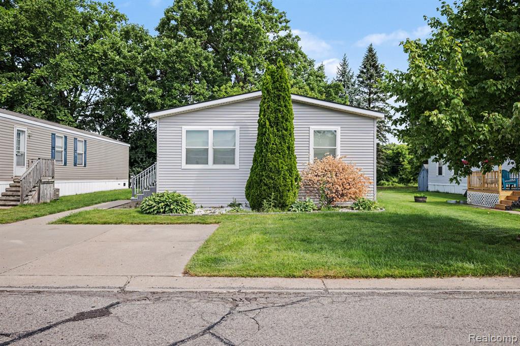 2700 Shimmons Road, 177, Auburn Hills, MI 48326