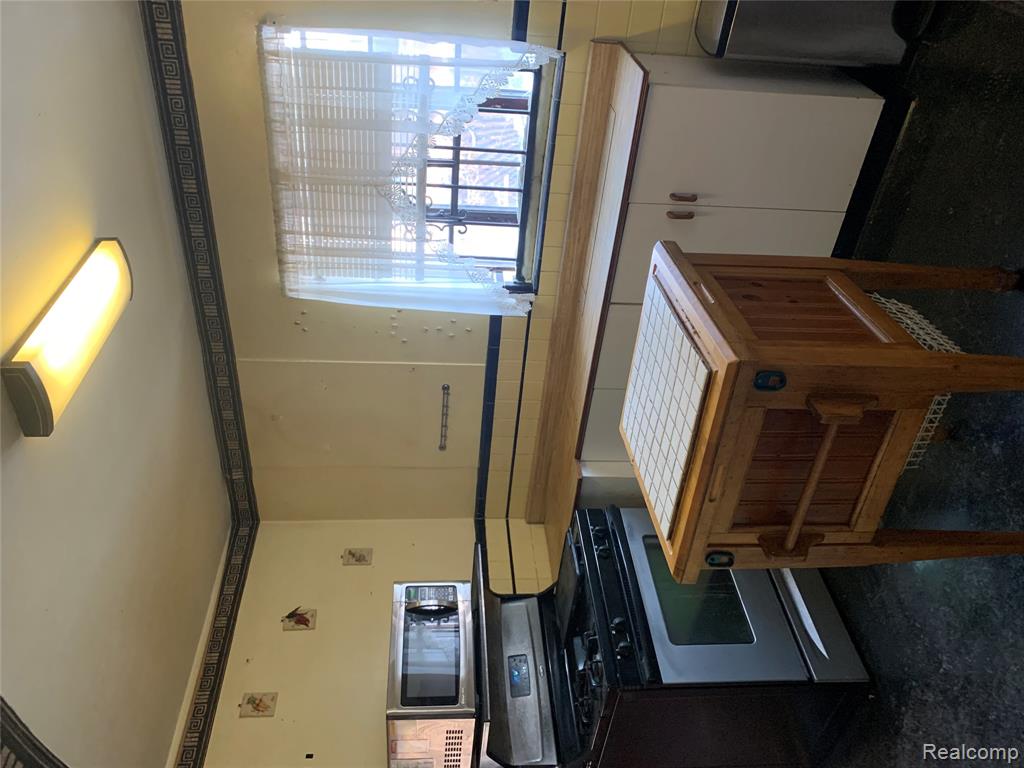 3027 Waverly Street, Detroit, MI 48238 — Photo 11