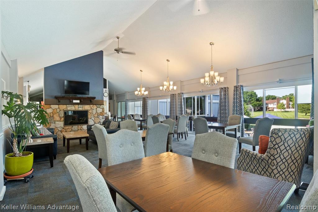 42105 Roscommon Street, Novi, MI 48167 — Photo 49