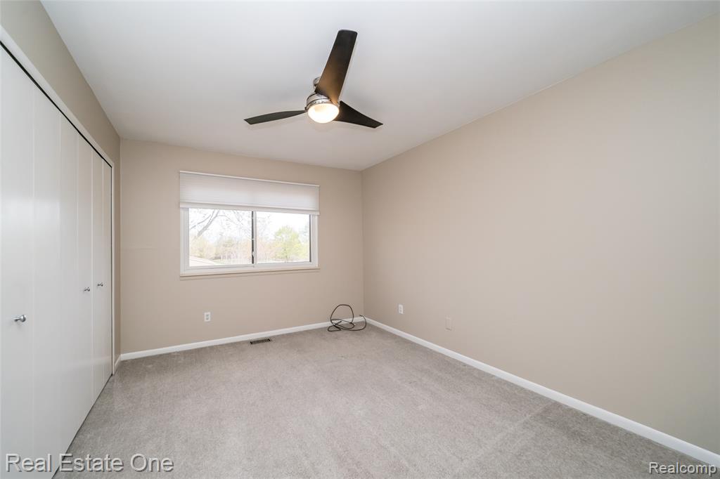6427 RICHARD Run, 10, West Bloomfield, MI — Photo 28