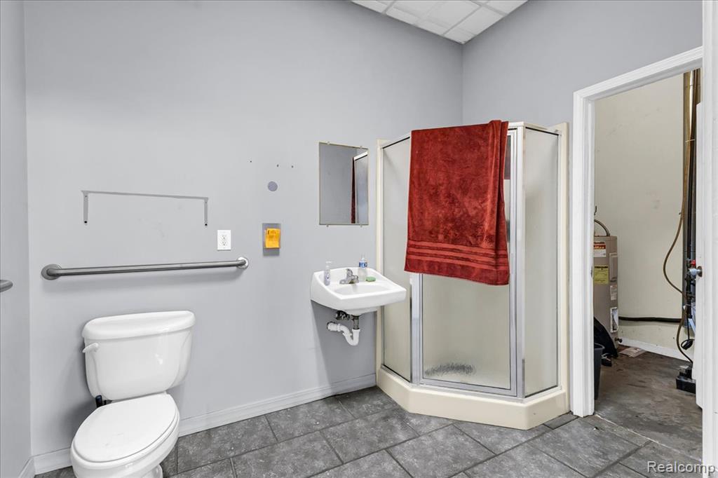 1315 S Waverly Road, Lansing, MI 48917 — Photo 38