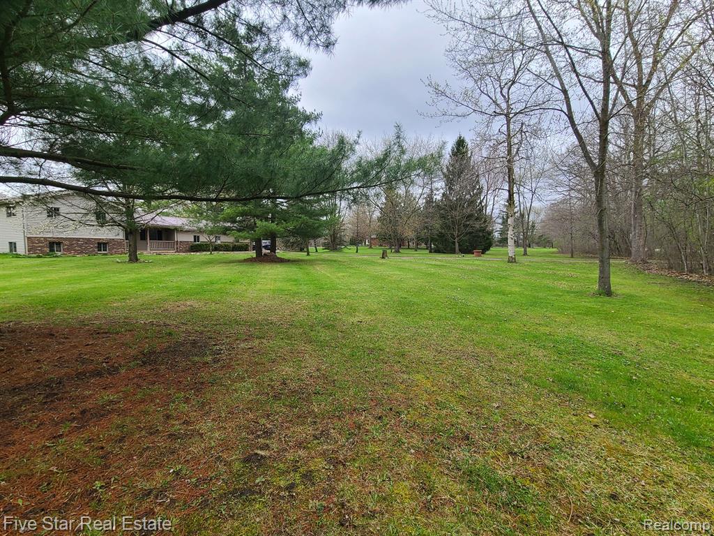 24800 DAYTON Road, Armada, MI — Photo 6