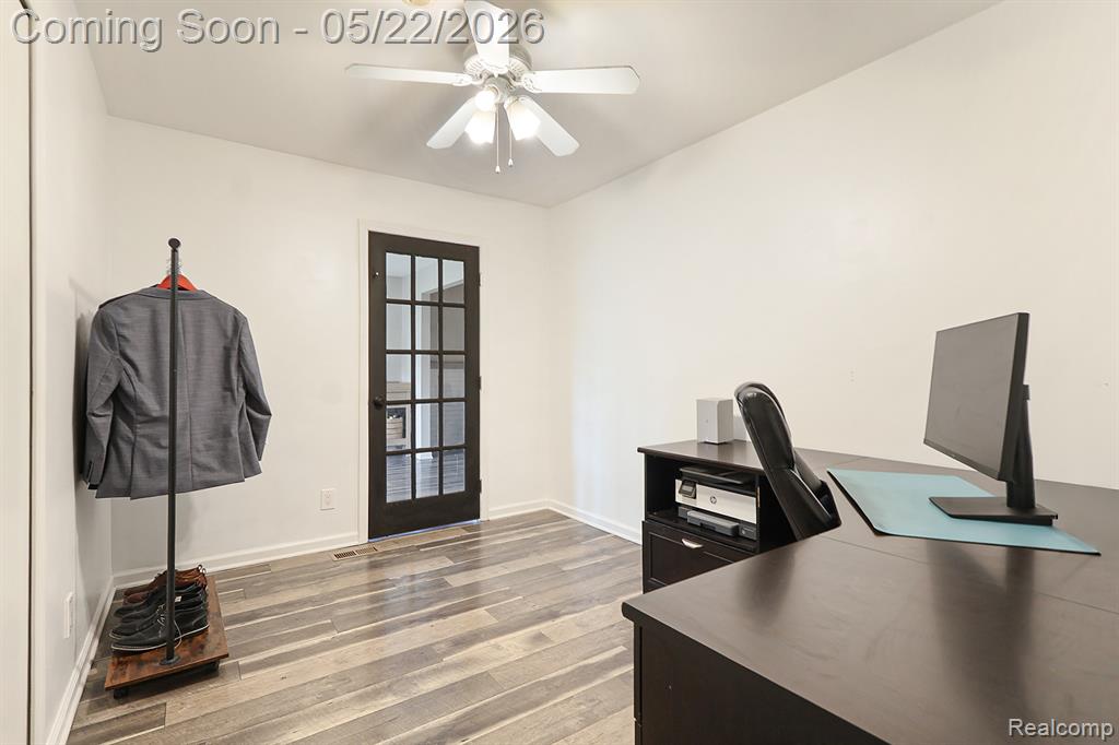 30809 Elmhurst Drive, Madison Heights, MI 48071 — Photo 6