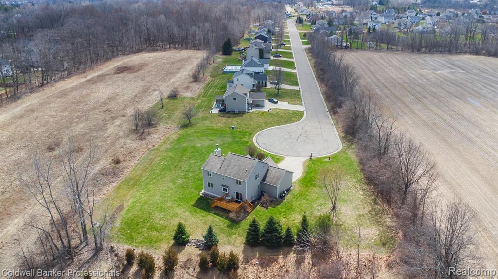 9283 Betsie Drive, Grand Blanc, MI 48439 — Photo 28