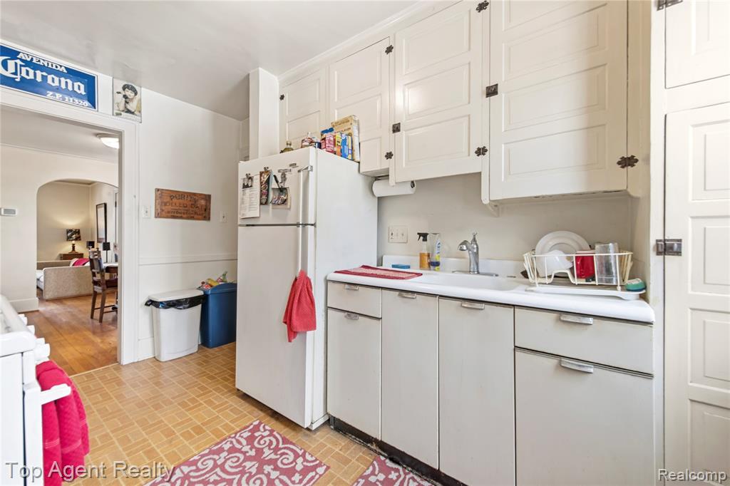 475 W Breckenridge Street, Ferndale, MI 48220 — Photo 34