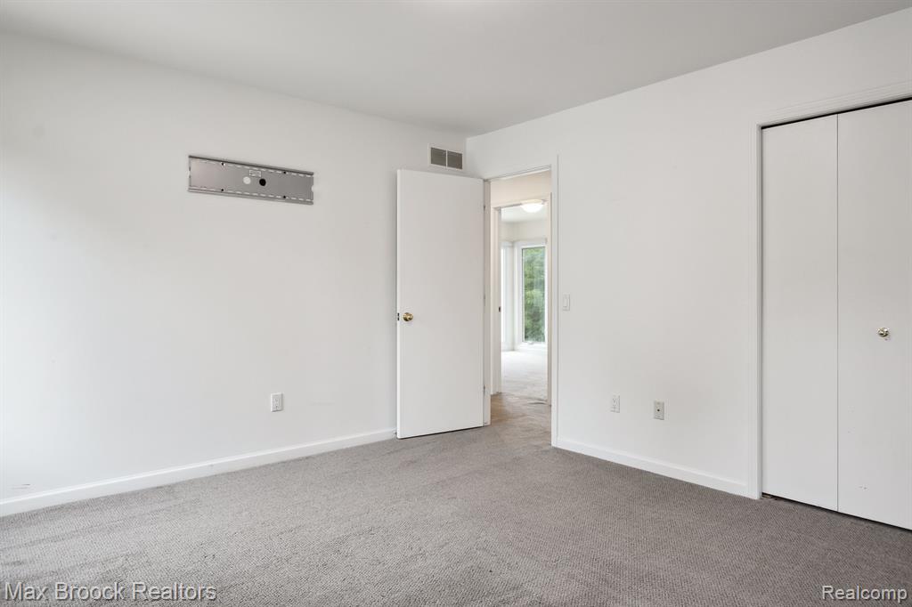 6722 Torybrooke Circle, West Bloomfield, MI 48323 — Photo 35