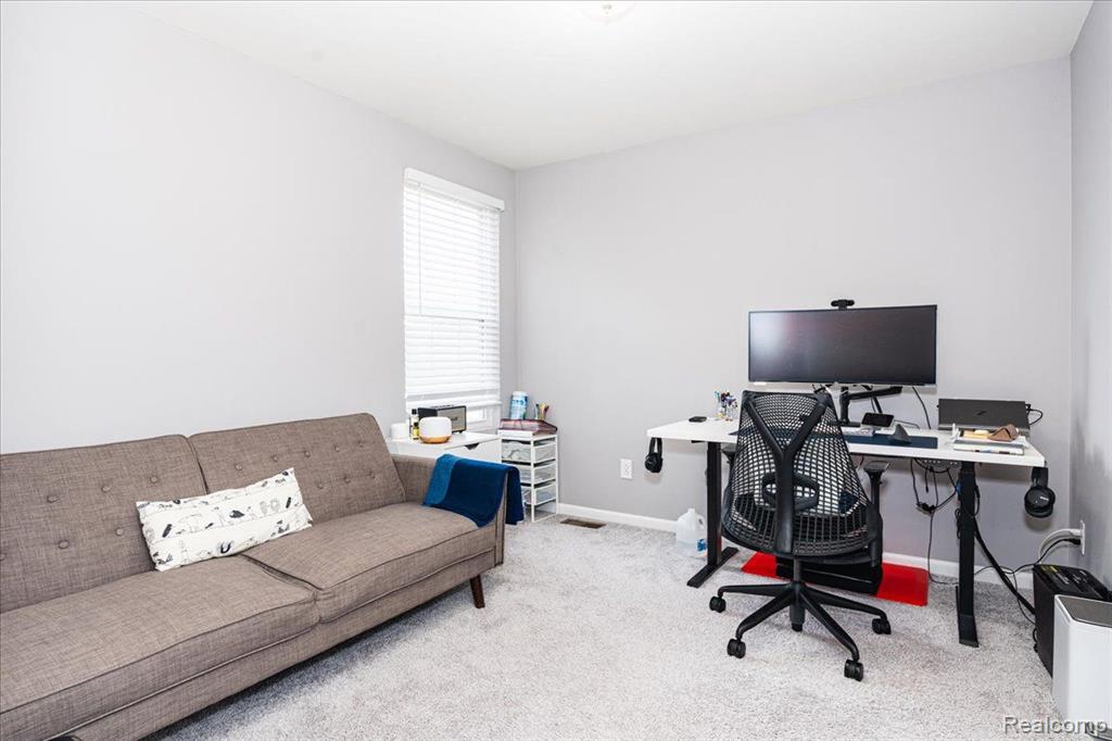 43646 CHANCELLOR Lane, Novi, MI — Photo 21