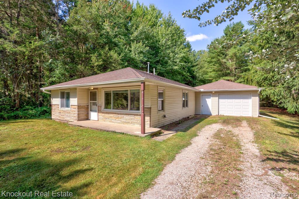 5360 S GRAHAM Road, St. Charles, MI 48655 — Photo 3