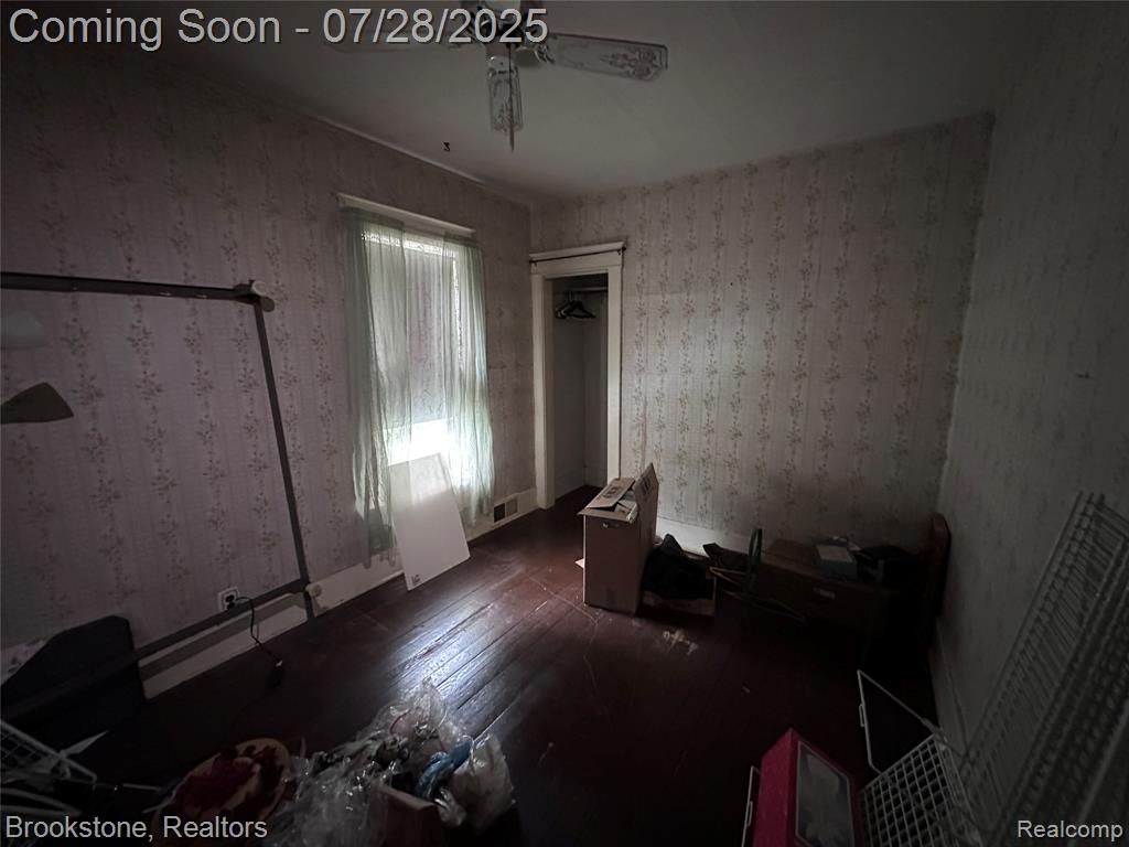955 Paddington Avenue, Flint, MI 48507 — Photo 3