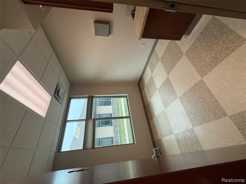 8382 Holly Road, Grand Blanc, MI 48439 — Photo 12