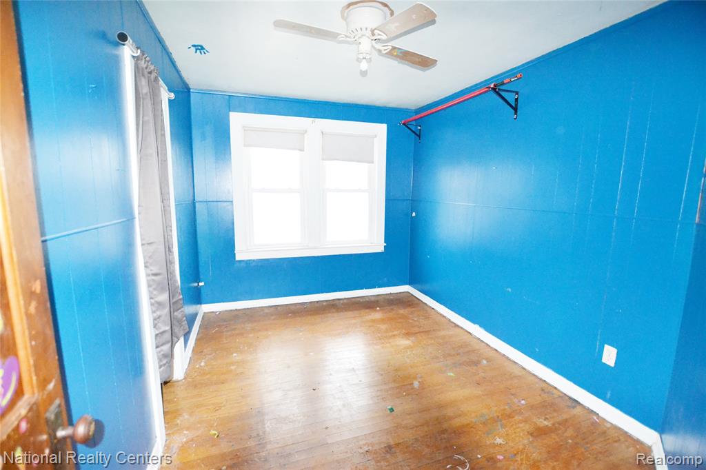 757 Orchard Street, Wyandotte, MI 48192 — Photo 17