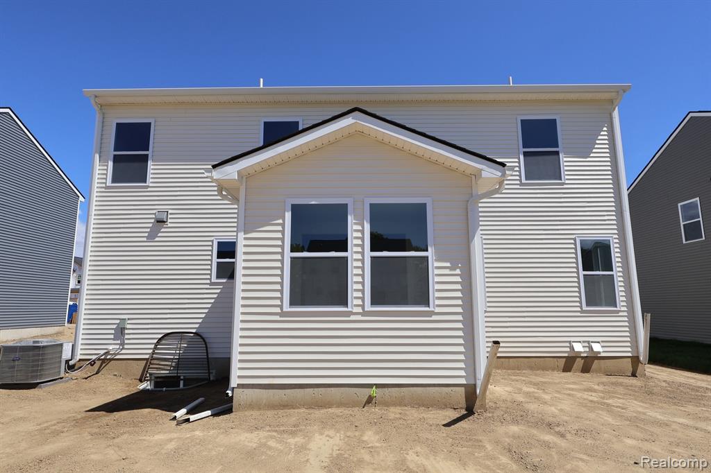 634 Harvest Way, Chelsea, MI 48118 — Photo 17
