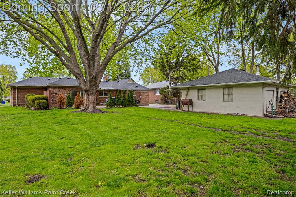 17469 Doris, Fraser, MI 48026 — Photo 27