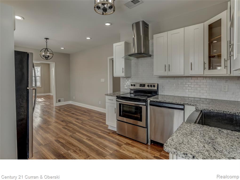 641 Josephine Street, Detroit, MI 48202 — Photo 5