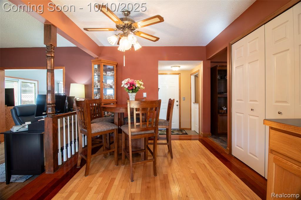 22321 N Fairway Drive, Woodhaven, MI 48183 — Photo 18