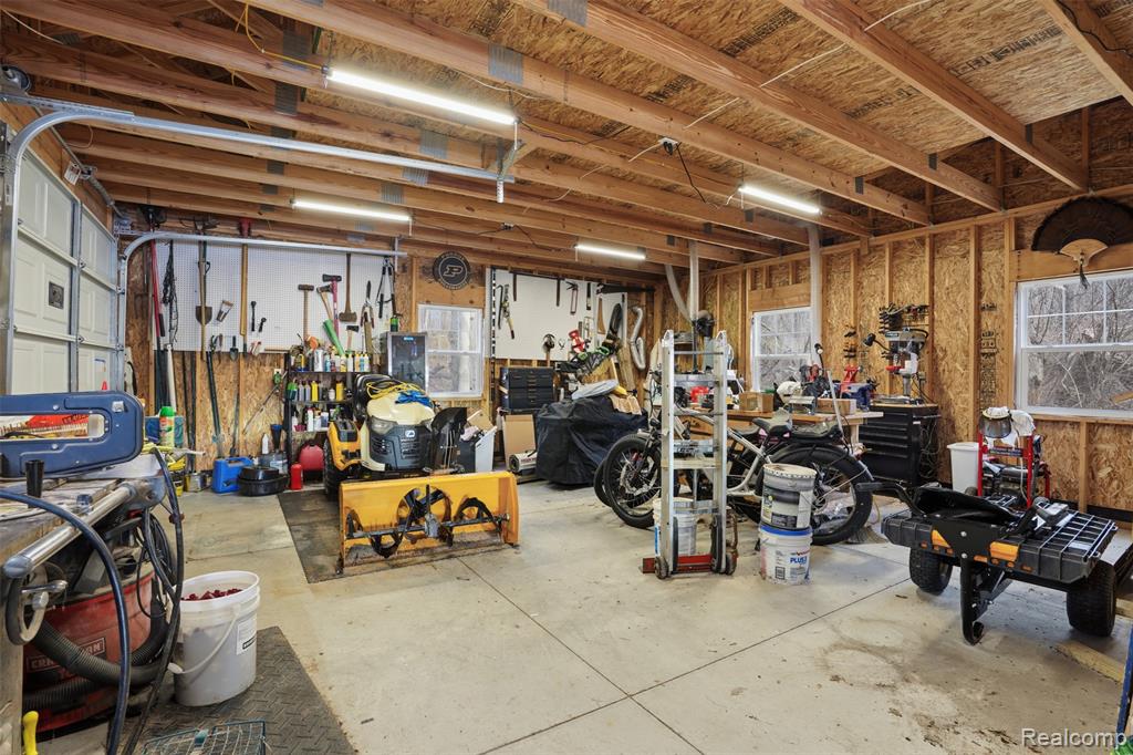9669 Hadley Road, Clarkston, MI 48348 — Photo 55
