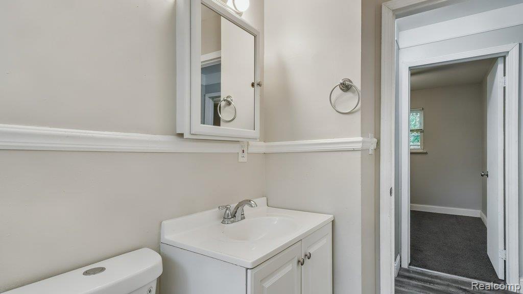 8725 Packard Avenue, Warren, MI 48089 — Photo 11