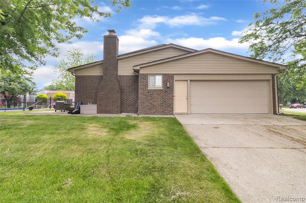 6880 Brookshire Drive, Canton, MI 48187 — Photo 43