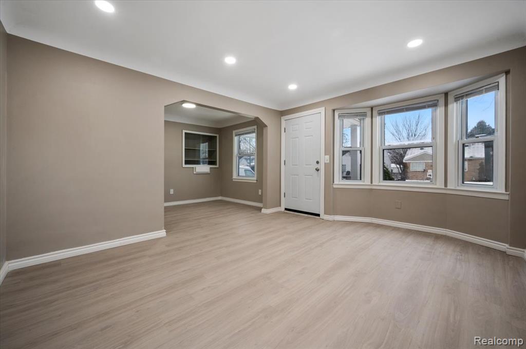 7610 Vaughan, Detroit, MI 48228 — Photo 6
