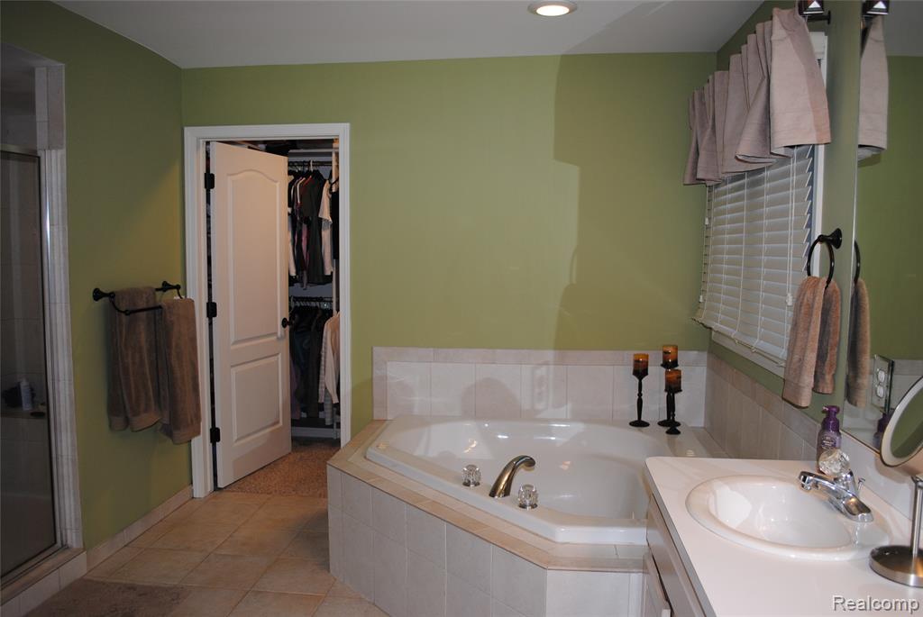 1271 Tulberry Circle, Rochester, MI 48306 — Photo 51
