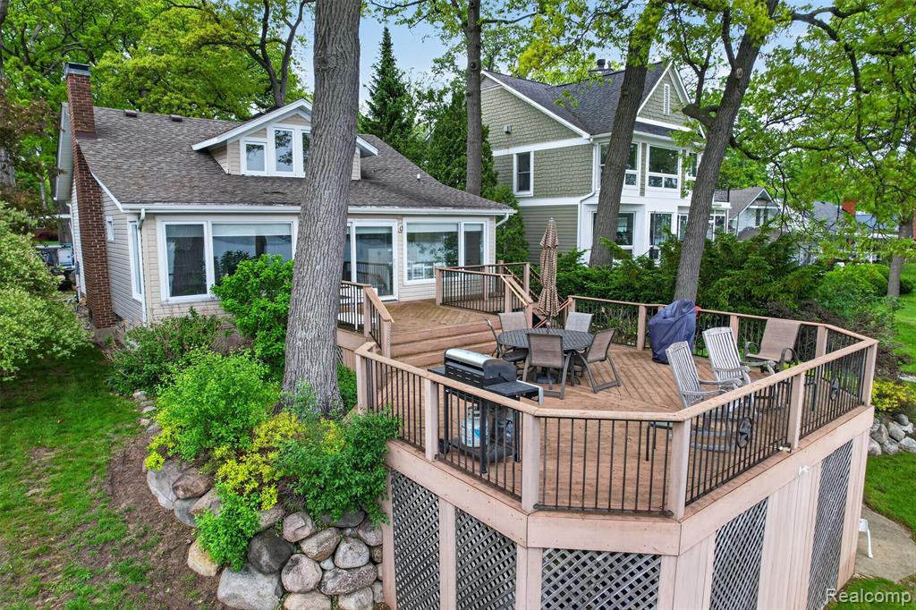3961 Lakewood Drive, Waterford, MI 48329 — Photo 29