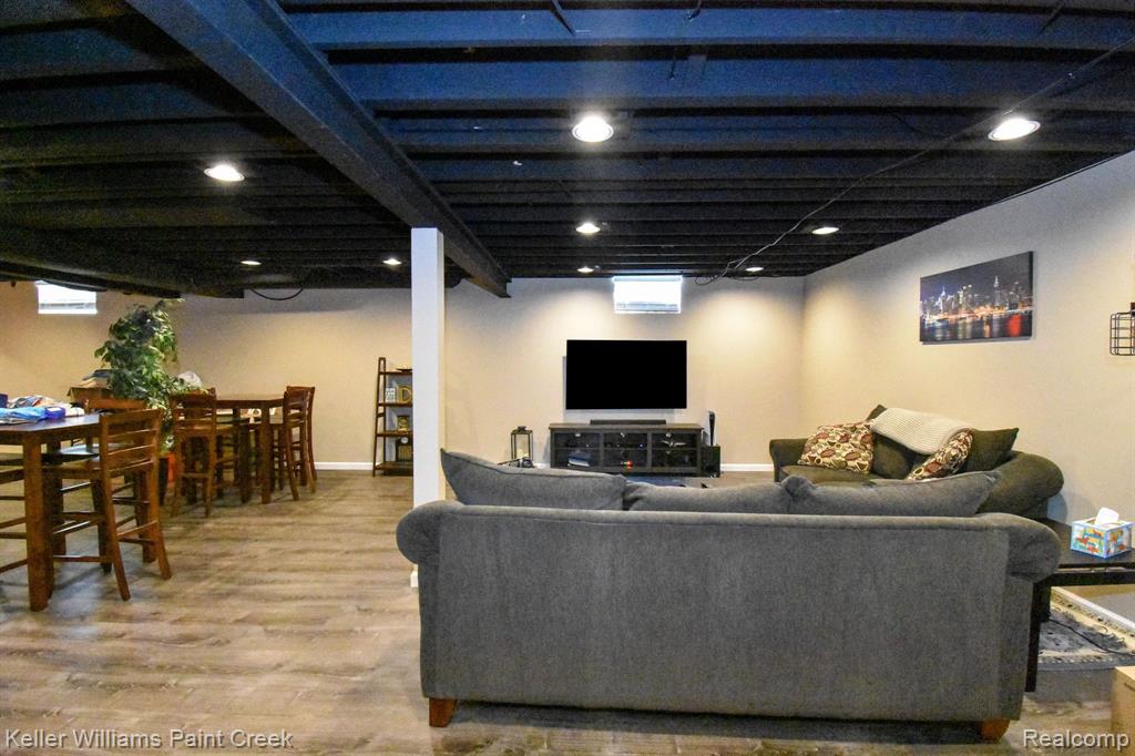 51405 CAROLINE Drive, Chesterfield, MI 48047 — Photo 49