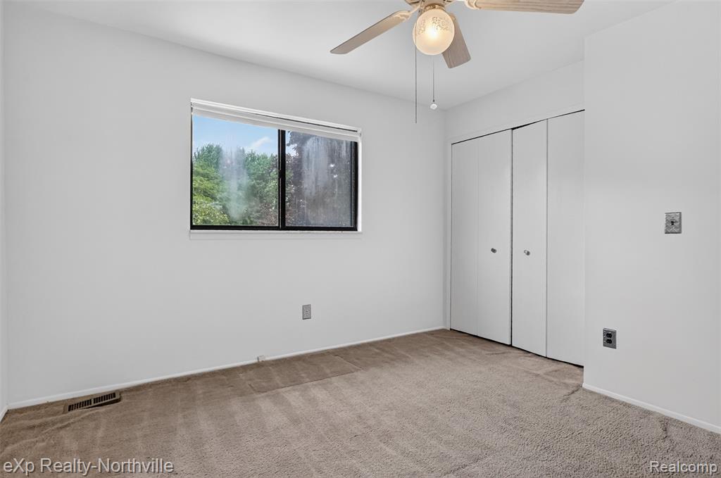 7565 Embassy Drive, Canton, MI 48187 — Photo 31