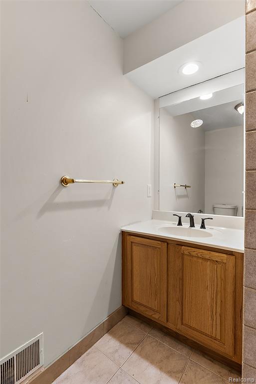 2475 S Ortonville Road, Ortonville, MI 48462 — Photo 30