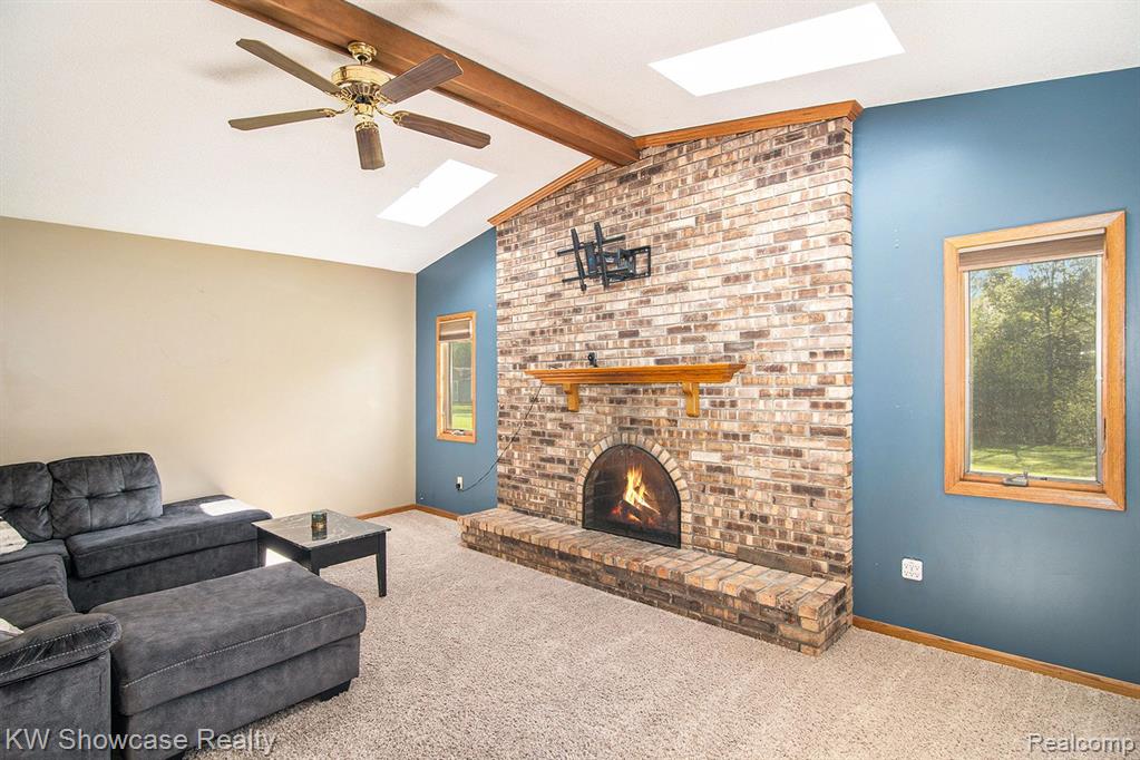 4045 S ELMS Road, Swartz Creek, MI 48473 — Photo 12