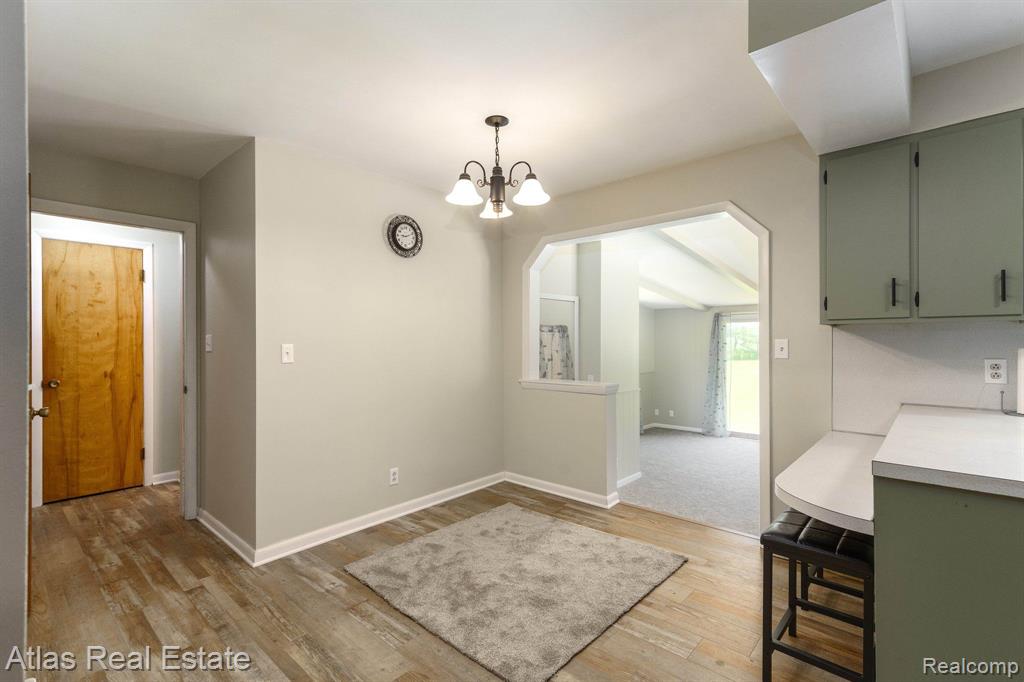 9450 HOGAN Road, Fenton, MI 48430 — Photo 19