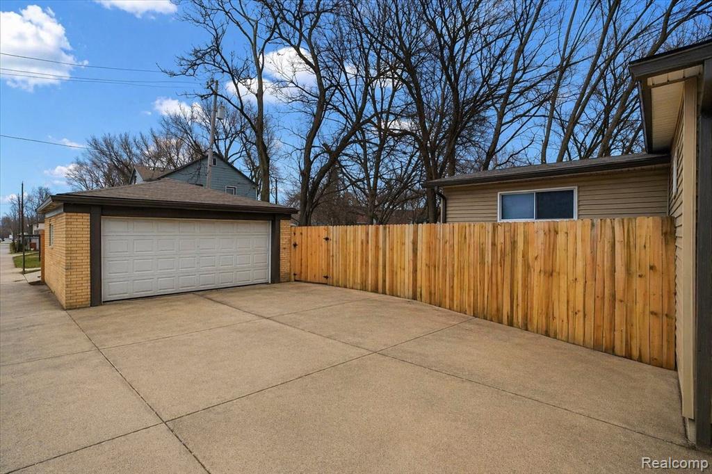 13534 Vassar Avenue, Detroit, MI 48235 — Photo 35