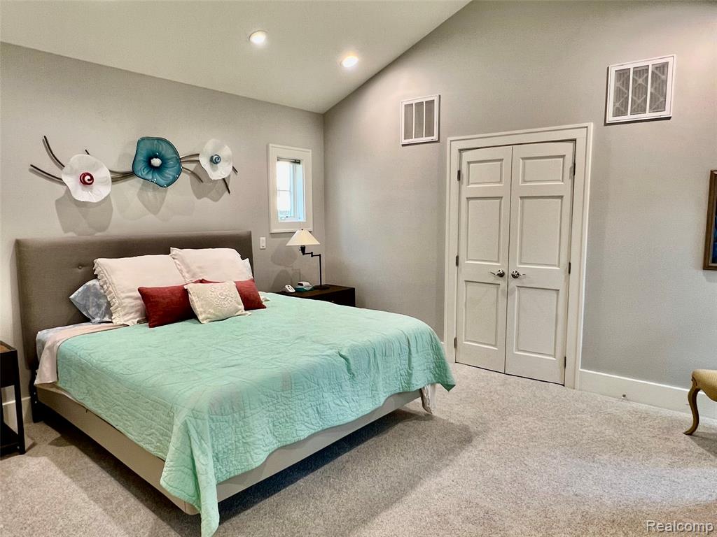 488 Vinewood Avenue, Birmingham, MI 48009 — Photo 12