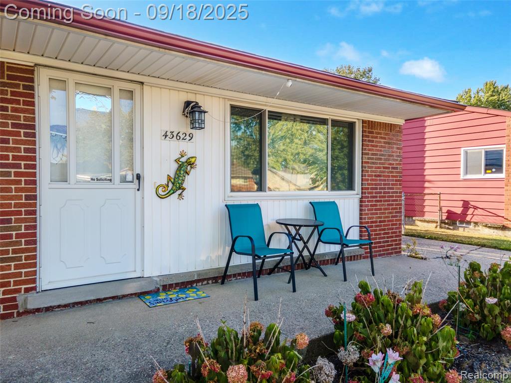 43629 Vivian Drive, Sterling Heights, MI 48313 — Photo 4