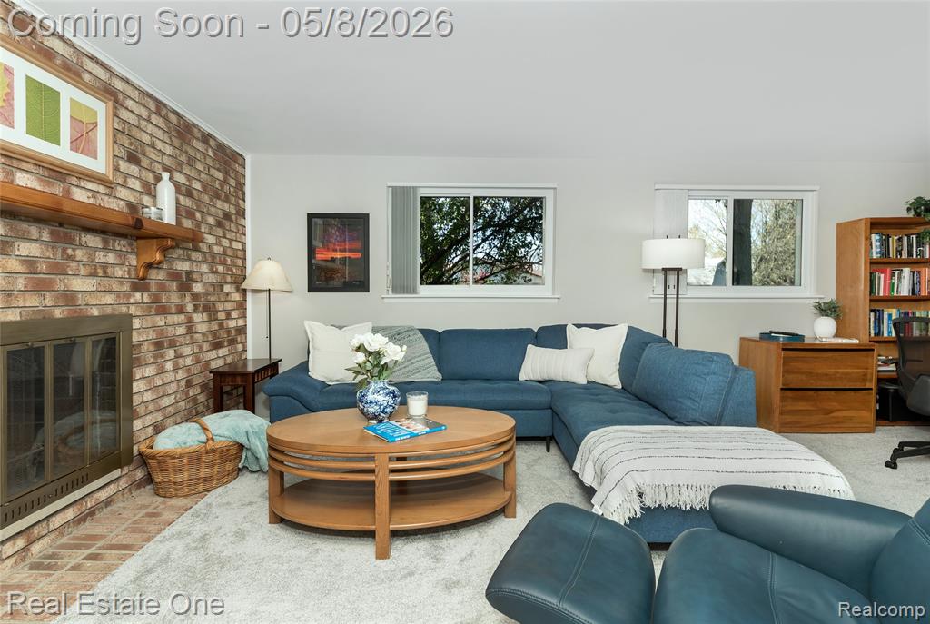 4749 Parkridge Drive, Waterford, MI 48329 — Photo 14