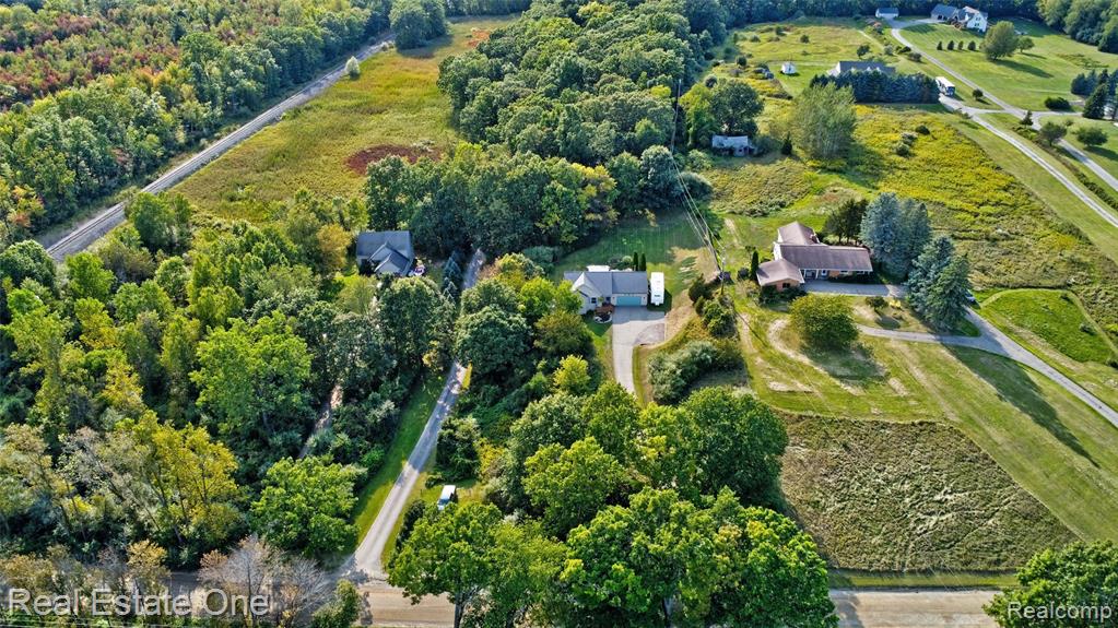 5327 Edgar Road, Clarkston, MI — Photo 47