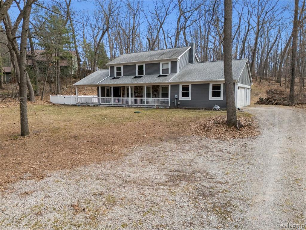 2477 Spruce Ridge, Howell, MI 48855 — Photo 2