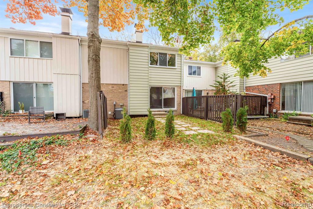 1805 Wickham Street, Royal Oak, MI 48073 — Photo 37