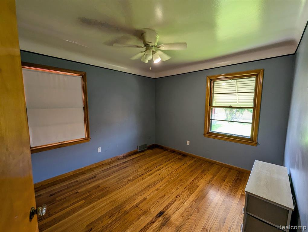 8242 Racine Road, Warren, MI 48093 — Photo 10