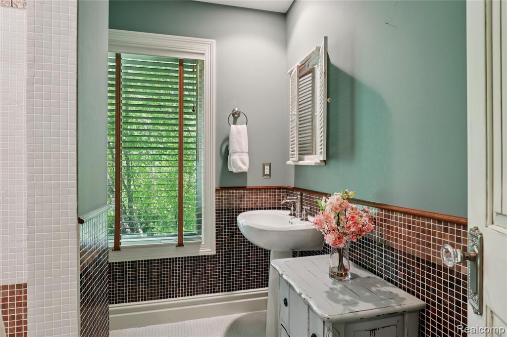 744 Thayer Boulevard, Northville, MI 48167 — Photo 59
