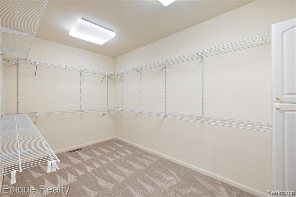 374 Oakbridge Drive, Oakland, MI 48306 — Photo 37