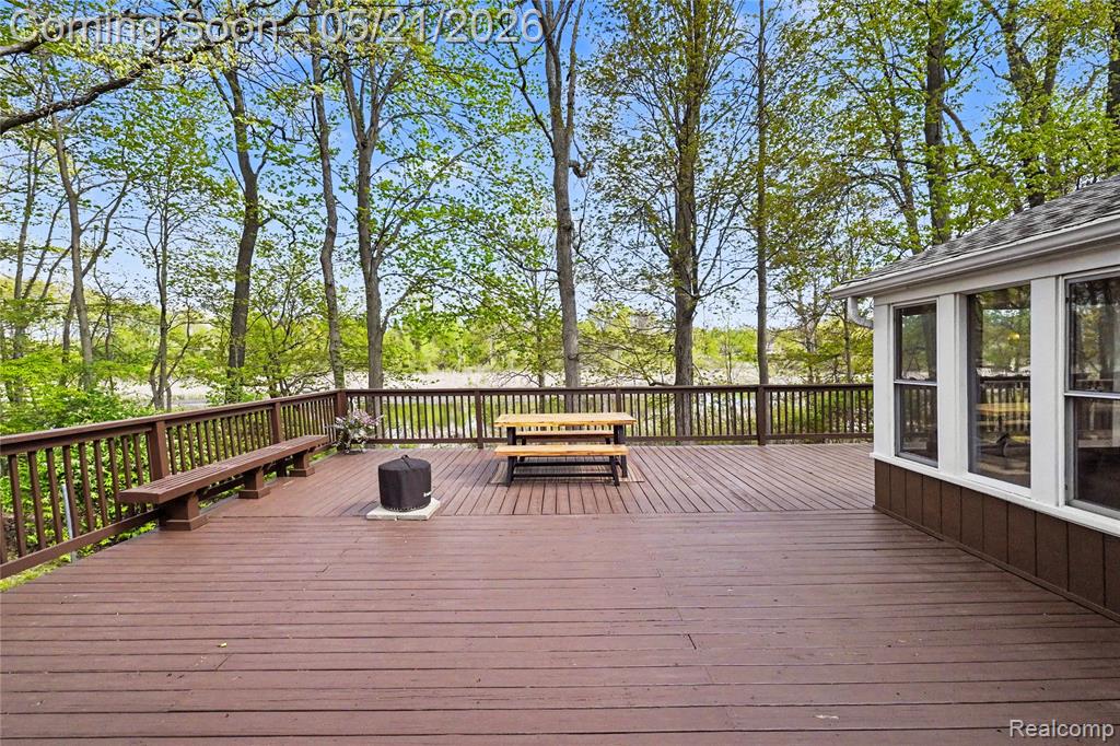 406 Fairwood Road, Pinckney, MI 48169 — Photo 21