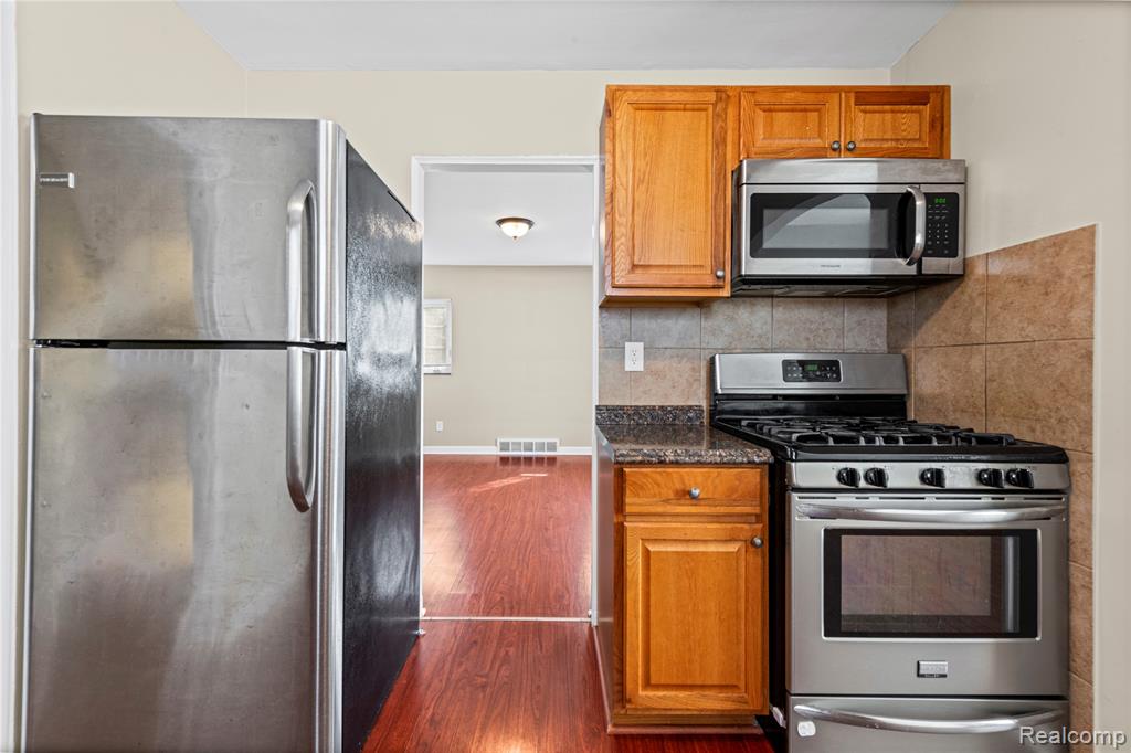 14344 Scripps Street, Detroit, MI 48215 — Photo 10