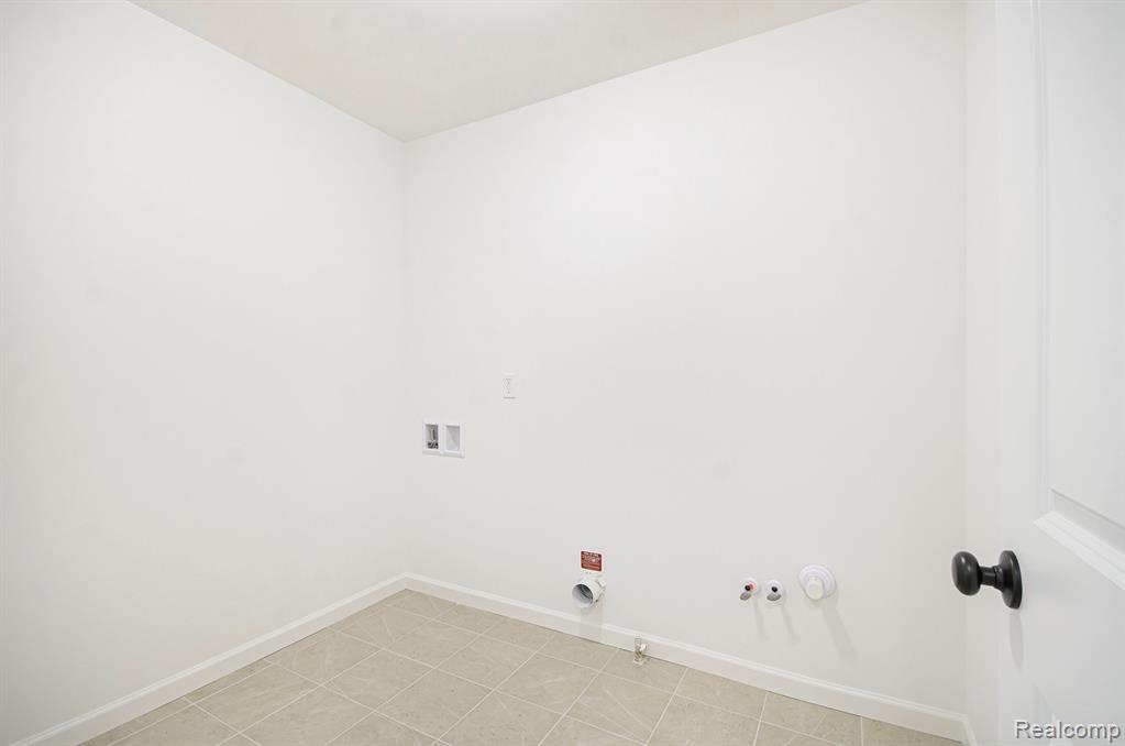 71716 Hidden River Drive, Armada, MI — Photo 16