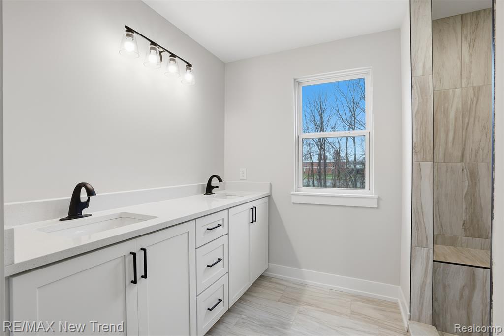 8430 Joseph Street, Commerce Twp, MI 48382 — Photo 30