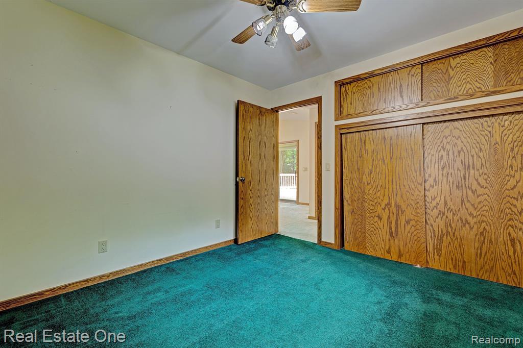 2225 LYNN Road, Sanford, MI 48657 — Photo 58