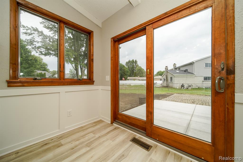 51784 Julies Drive, Clinton Twp, MI 48047 — Photo 29