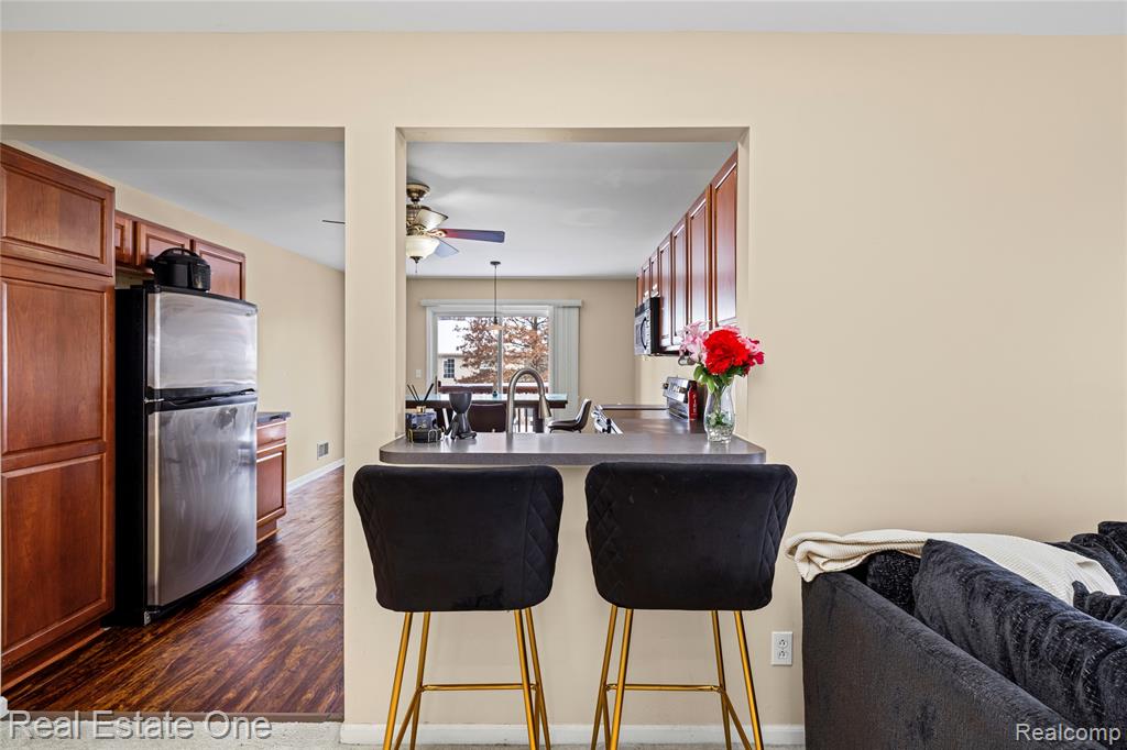 167 S Vista Drive, Auburn Hills, MI 48326 — Photo 10