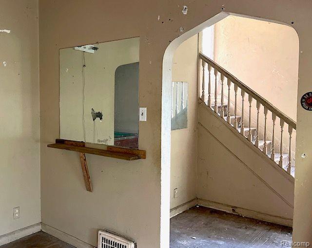 3872 FISCHER Street, Detroit, MI 48214 — Photo 6